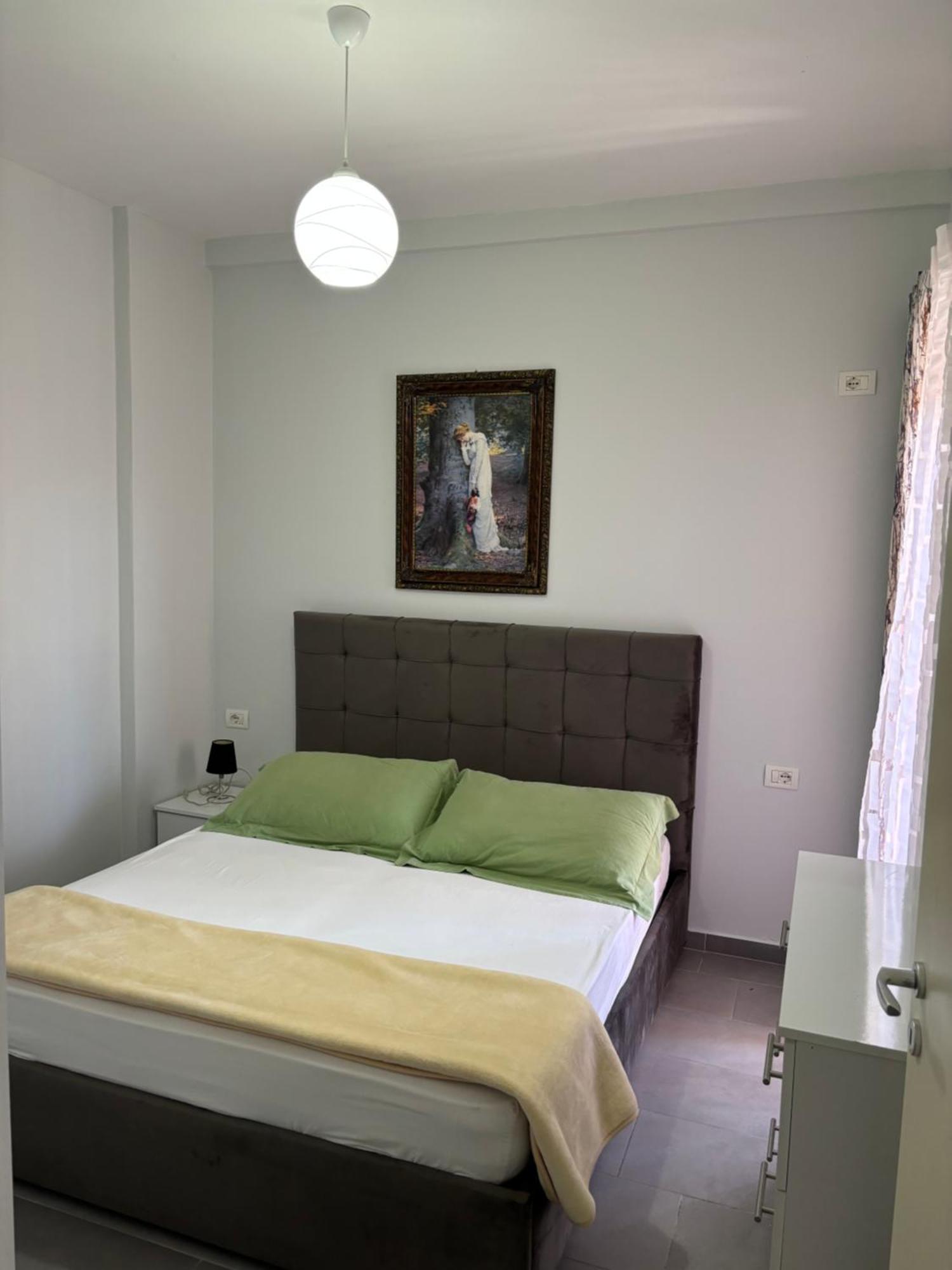 Apartament Kris In Durres Plazh Екстериор снимка